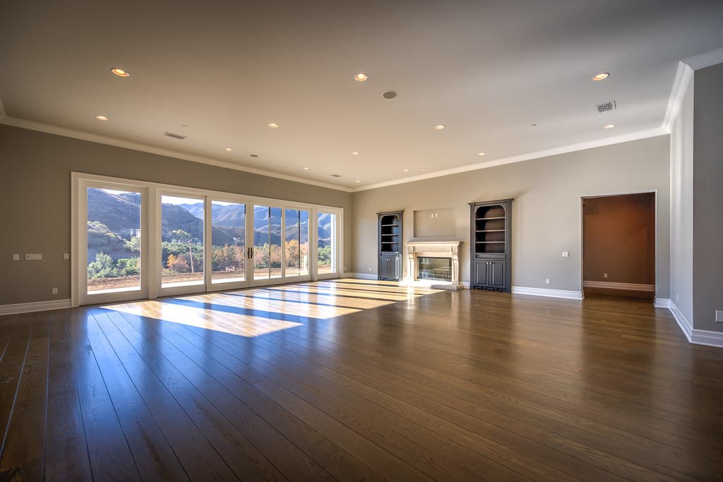 Living Room before virtual staging